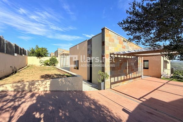 Casa en venda | Avinguda Califòrnia | Llars.net | Canyelles