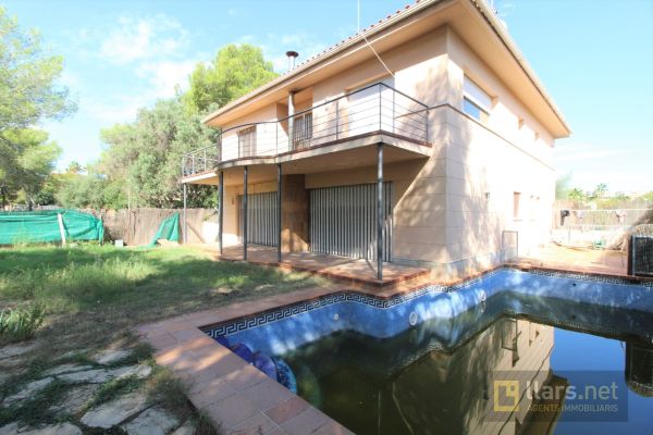 Casa en venda. Carrer Rossinyol | Llars.net | Vilanova i la Geltrú