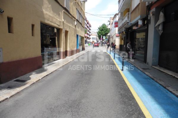 Pàrquing en lloguer | Carrer Josep Llanza | Llars.net | Vilanova i la Geltrú