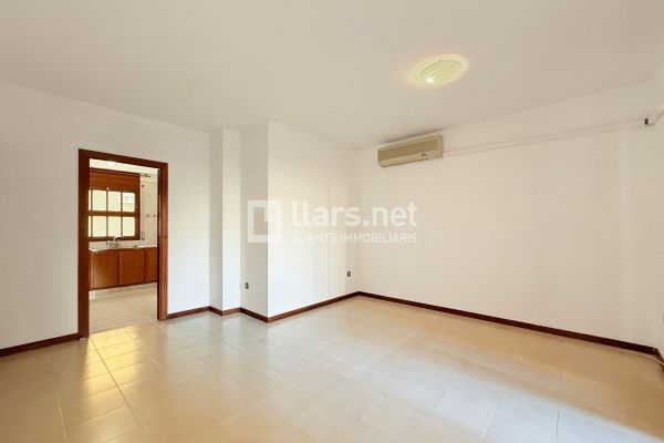 Pis en venda. Carrer Carlets | Barri de Mar | Llars.net | Cubelles