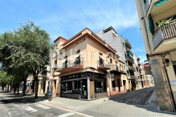 Casa en venda. Rambla Samà| Llars.net | Vilanova i la Geltrú